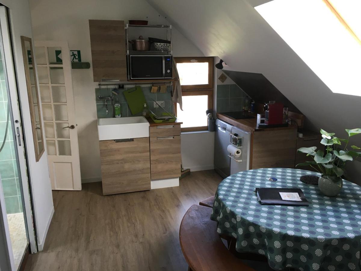 Gite D'Etape Du Tilleul, 4-8 Personnes La Celle-les-Bordes Esterno foto
